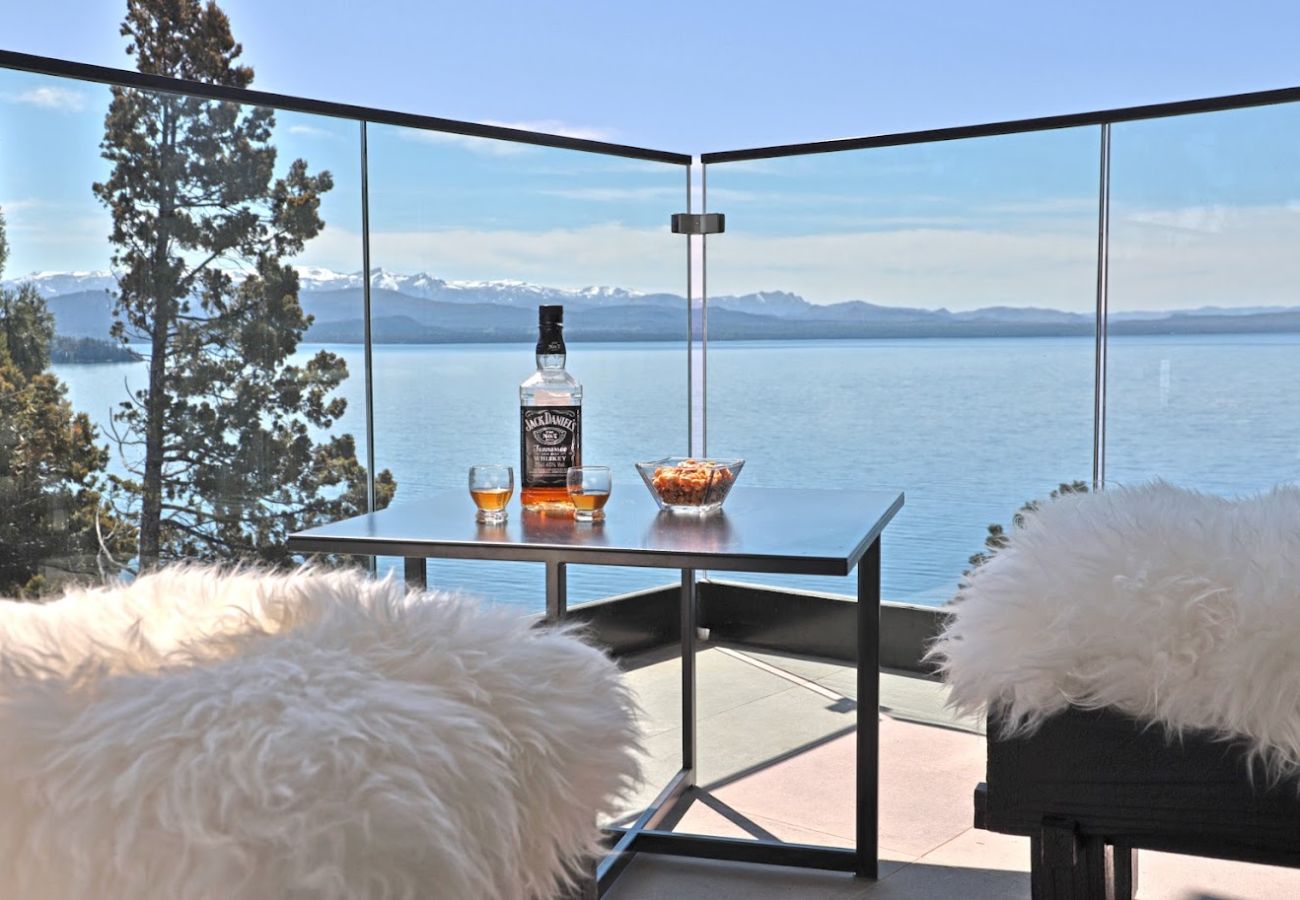 Apartment in San Carlos de Bariloche - Huapi44C- Luxurious apartment. with jacuzzi and heated pool