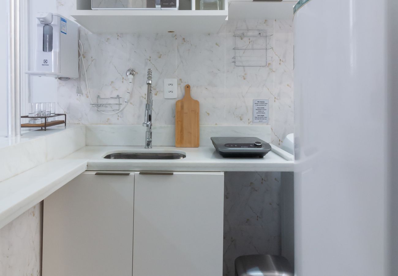 Apartment in Rio de Janeiro - Refuge in Copacabana for two | NSC1011 