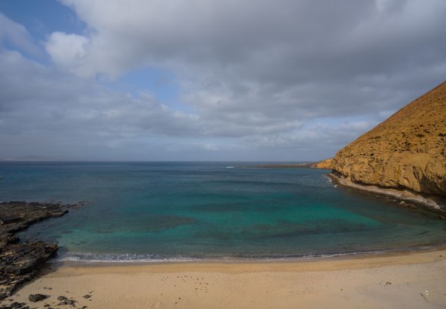 House in Caleta de Sebo - La Casa de La Graciosa House in Caleta de Sebo - La Casa de La Graciosa