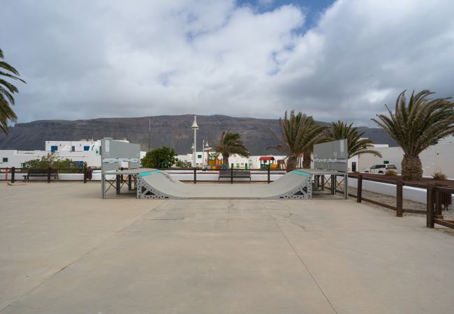 House in Caleta de Sebo - La Casa de La Graciosa House in Caleta de Sebo - La Casa de La Graciosa