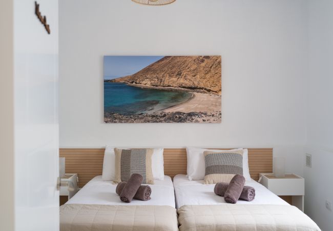 House in Caleta de Sebo - La Casa de La Graciosa House in Caleta de Sebo - La Casa de La Graciosa