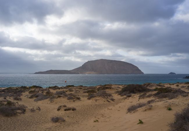 House in Caleta de Sebo - La Casa de La Graciosa House in Caleta de Sebo - La Casa de La Graciosa