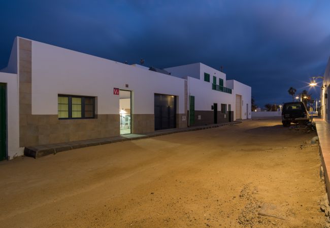 House in Caleta de Sebo - La Casa de La Graciosa House in Caleta de Sebo - La Casa de La Graciosa