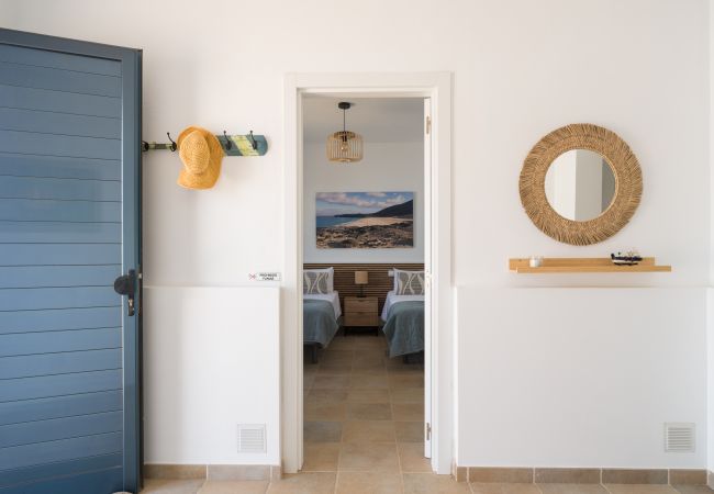 House in Caleta de Sebo - La Casa de La Graciosa House in Caleta de Sebo - La Casa de La Graciosa