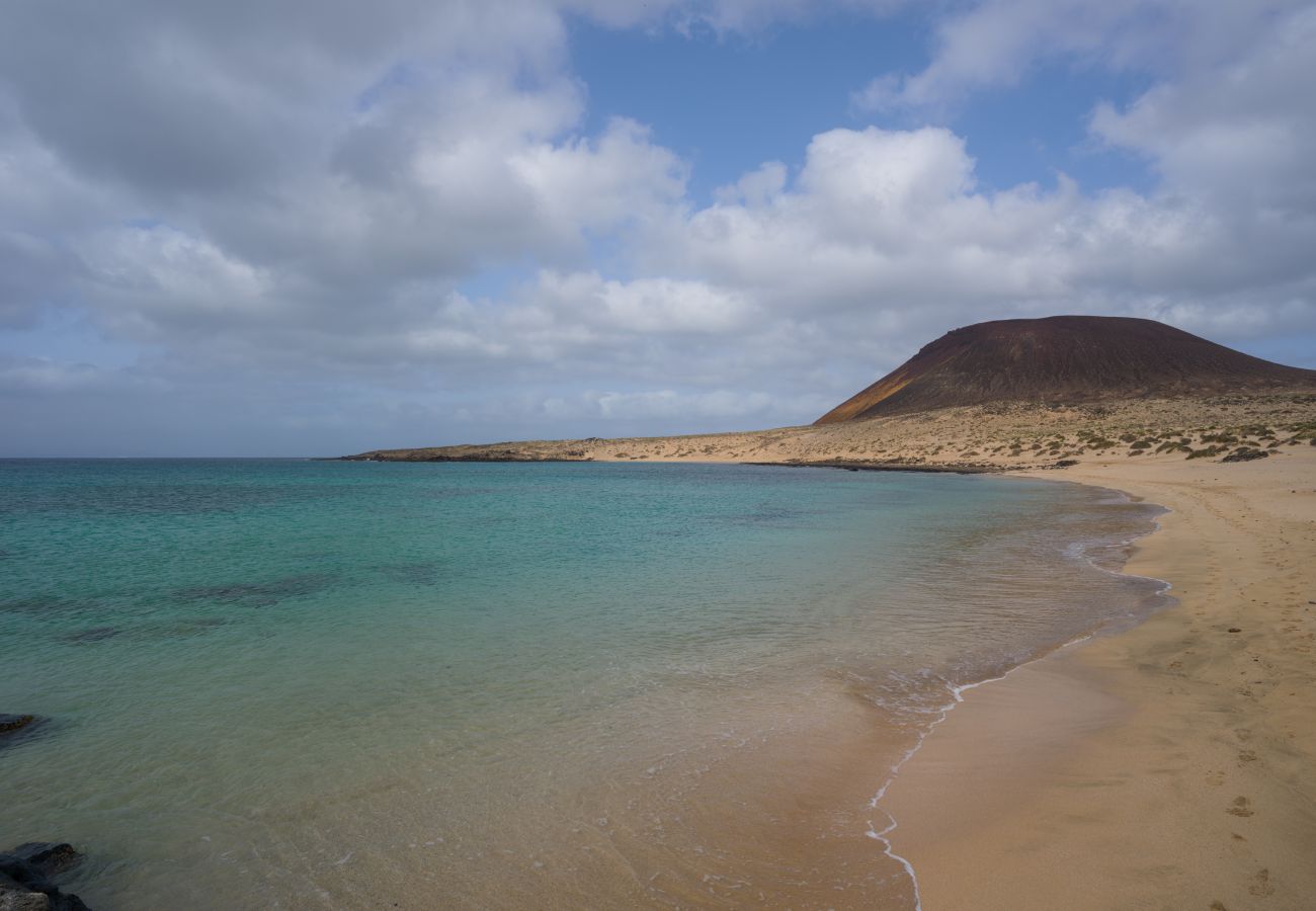 House in Caleta de Sebo - La Casa de La Graciosa House in Caleta de Sebo - La Casa de La Graciosa