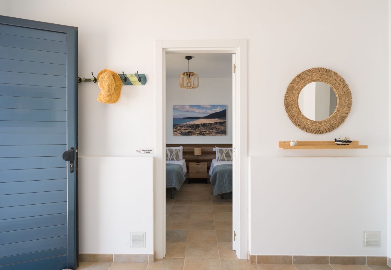 House in Caleta de Sebo - La Casa de La Graciosa House in Caleta de Sebo - La Casa de La Graciosa