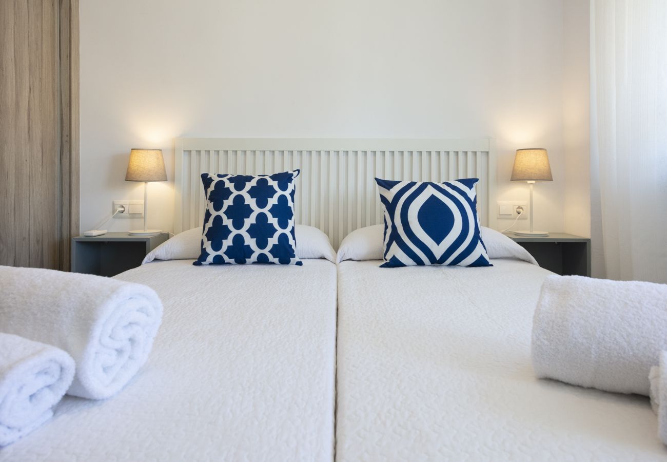 Apartment in Playa de Gandía - AG CASTILLO DUCAL - only families