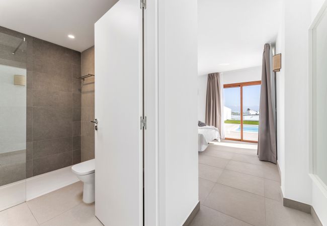 Villa in Playa Blanca - Villa Idaira 14A - Villas Lanzarote - VipVipVillas Villa in Playa Blanca - Villa Idaira 14A - Villas Lanzarote - VipVipVillas
