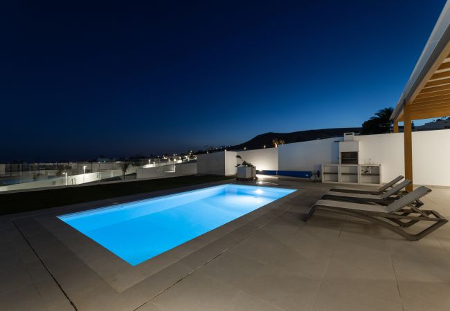 Villa in Playa Blanca - Villa Idaira 14A - Villas Lanzarote - VipVipVillas Villa in Playa Blanca - Villa Idaira 14A - Villas Lanzarote - VipVipVillas