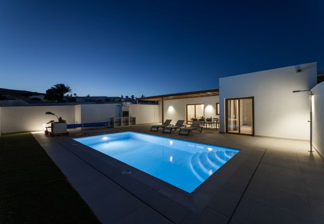 Villa in Playa Blanca - Villa Isamar 14B - Villas Lanzarote - VipVipVillas Villa in Playa Blanca - Villa Isamar 14B - Villas Lanzarote - VipVipVillas