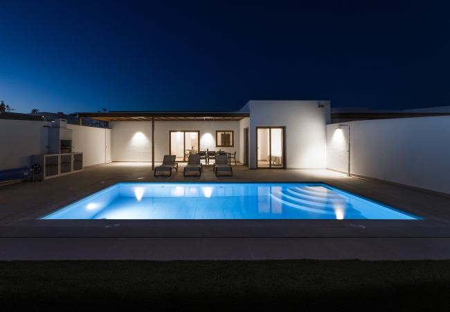 Villa in Playa Blanca - Villa Isamar 14B - Villas Lanzarote - VipVipVillas Villa in Playa Blanca - Villa Isamar 14B - Villas Lanzarote - VipVipVillas