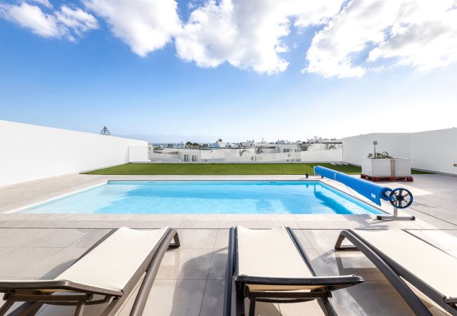 Villa in Playa Blanca - Villa Isamar 14B - Villas Lanzarote - VipVipVillas Villa in Playa Blanca - Villa Isamar 14B - Villas Lanzarote - VipVipVillas
