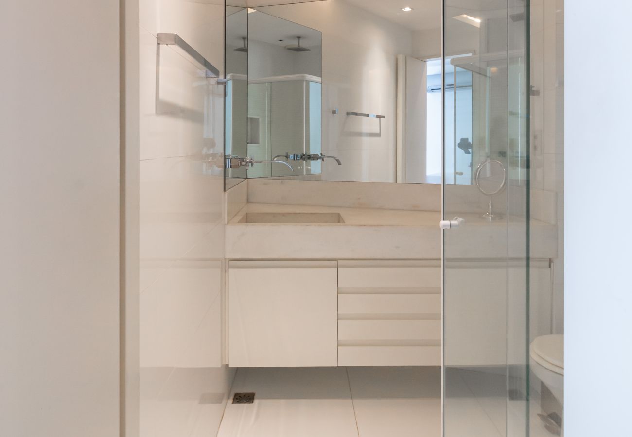 Apartment in Rio de Janeiro - Modern design between Ipanema and Copacabana | BC405