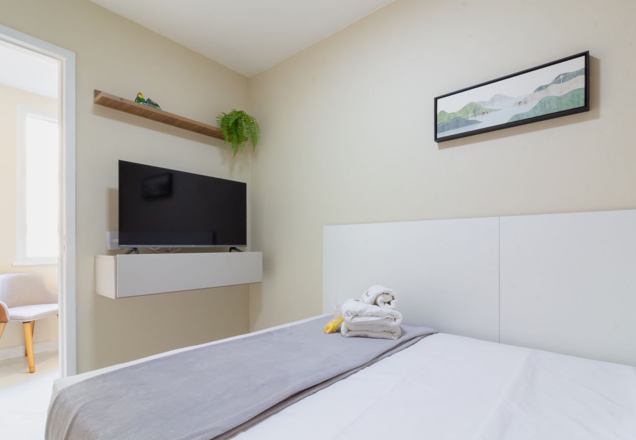 Apartment in Rio de Janeiro - Comfort in Ipanema 6 minutes from the beach | J302