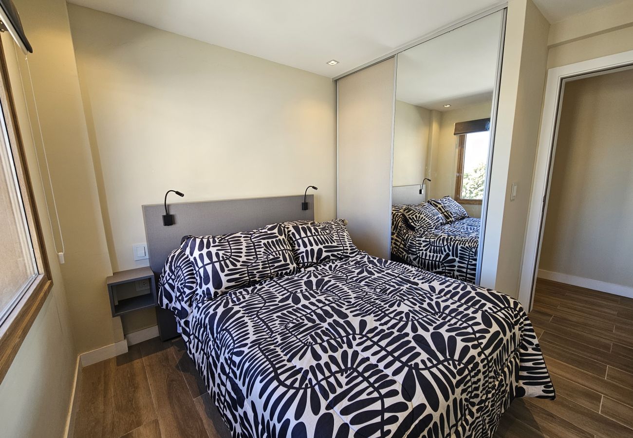 Apartment in San Carlos de Bariloche - Cuatro Soles Bariloche   in the main town + parking