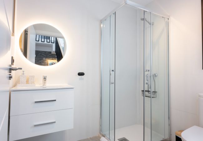 Villa in San Miguel de Abona - LUXURY VILLA LIBELLILE  Villa in San Miguel de Abona - LUXURY VILLA LIBELLILE