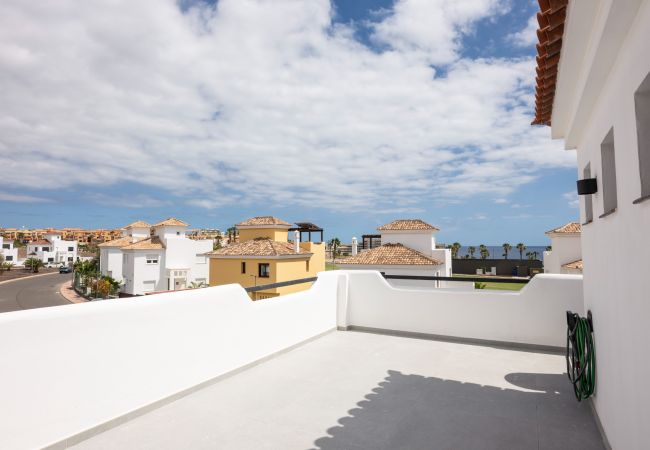 Villa in San Miguel de Abona - LUXURY VILLA LIBELLILE  Villa in San Miguel de Abona - LUXURY VILLA LIBELLILE