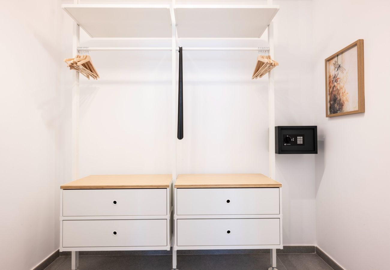 Villa in San Miguel de Abona - LUXURY VILLA LIBELLILE  Villa in San Miguel de Abona - LUXURY VILLA LIBELLILE