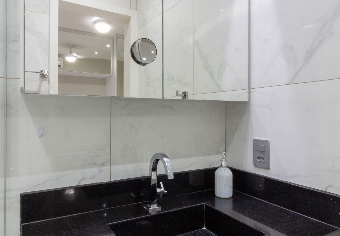 Studio in Rio de Janeiro - Lovely just a few minutes from Sugar Loaf | F709