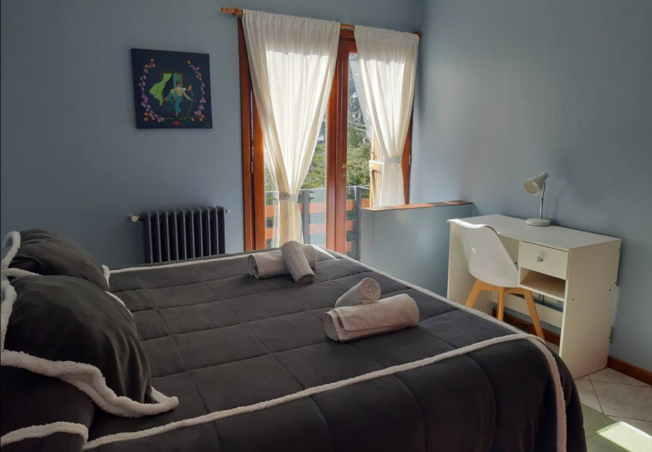 House in San Carlos de Bariloche - Botanical Garden Bariloche  House – 6 bedrooms, 4 bathrooms