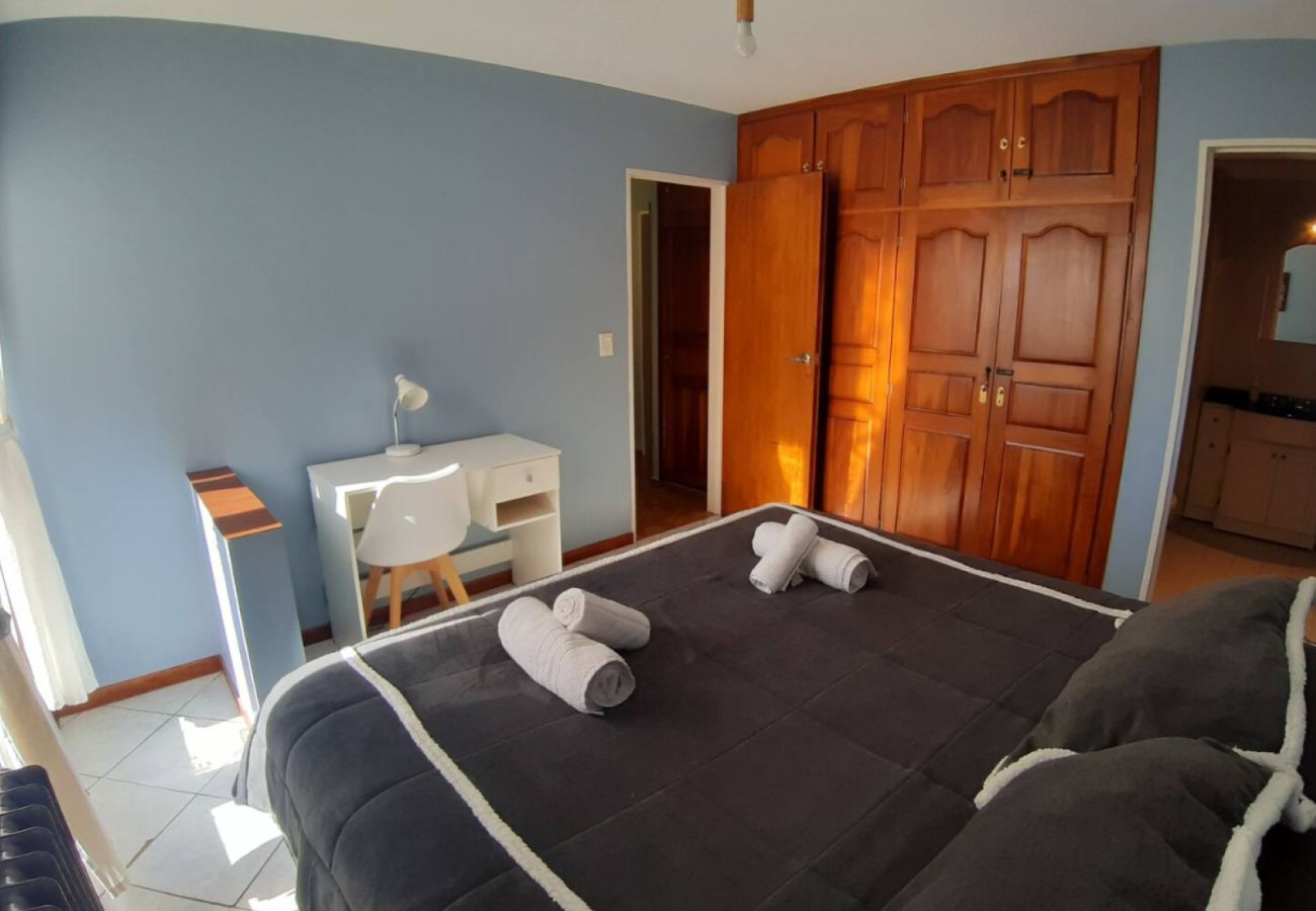 House in San Carlos de Bariloche - Botanical Garden Bariloche  House – 6 bedrooms, 4 bathrooms