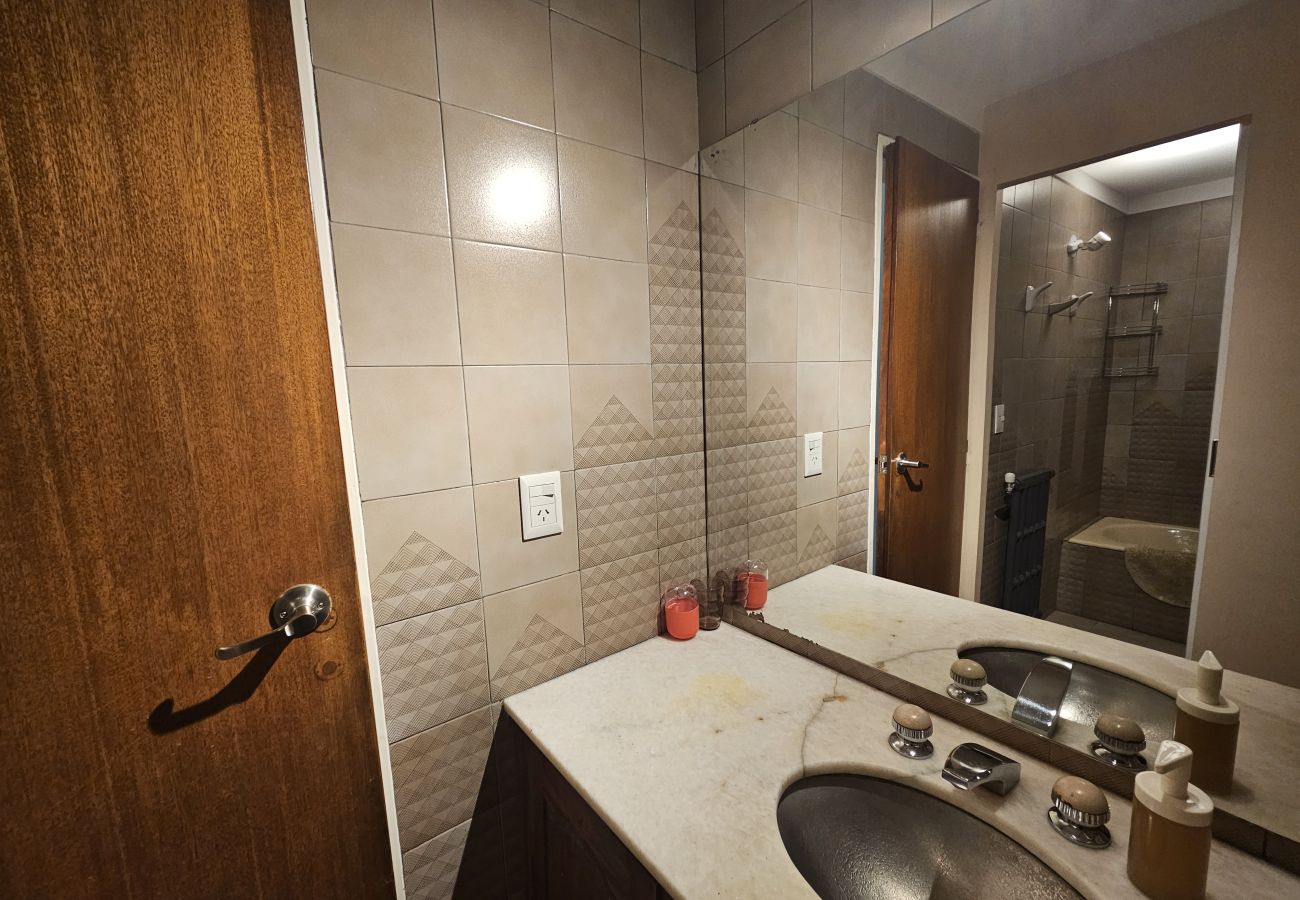 House in San Carlos de Bariloche - Botanical Garden Bariloche  House – 6 bedrooms, 4 bathrooms