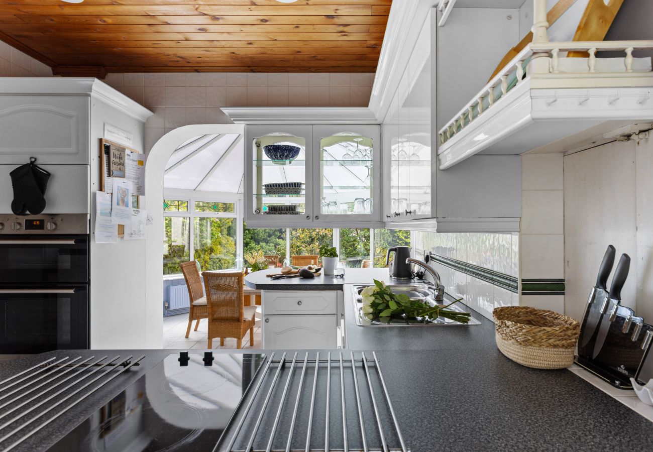 House in Charlestown - Blue Haze - Exclusive Duporth Estate  with private beach access