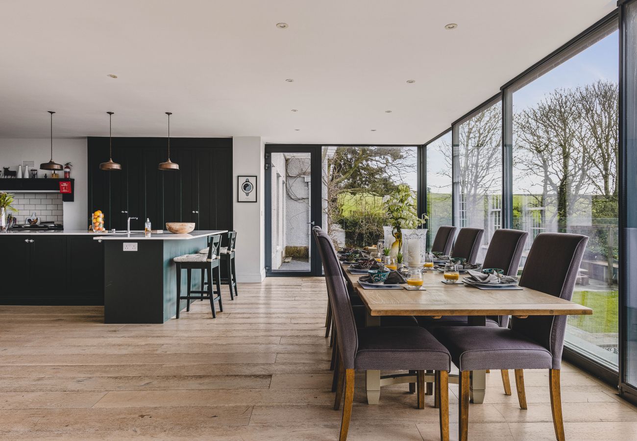 House in Dartmouth - Little Redlap – Grand Coastal Estate with Sea Views & Walled Gardens