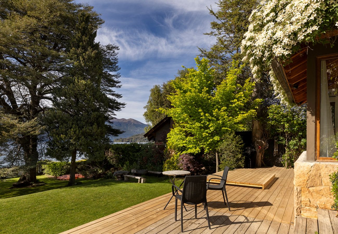 House in San Carlos de Bariloche - Beautiful lakefront house in Bariloche