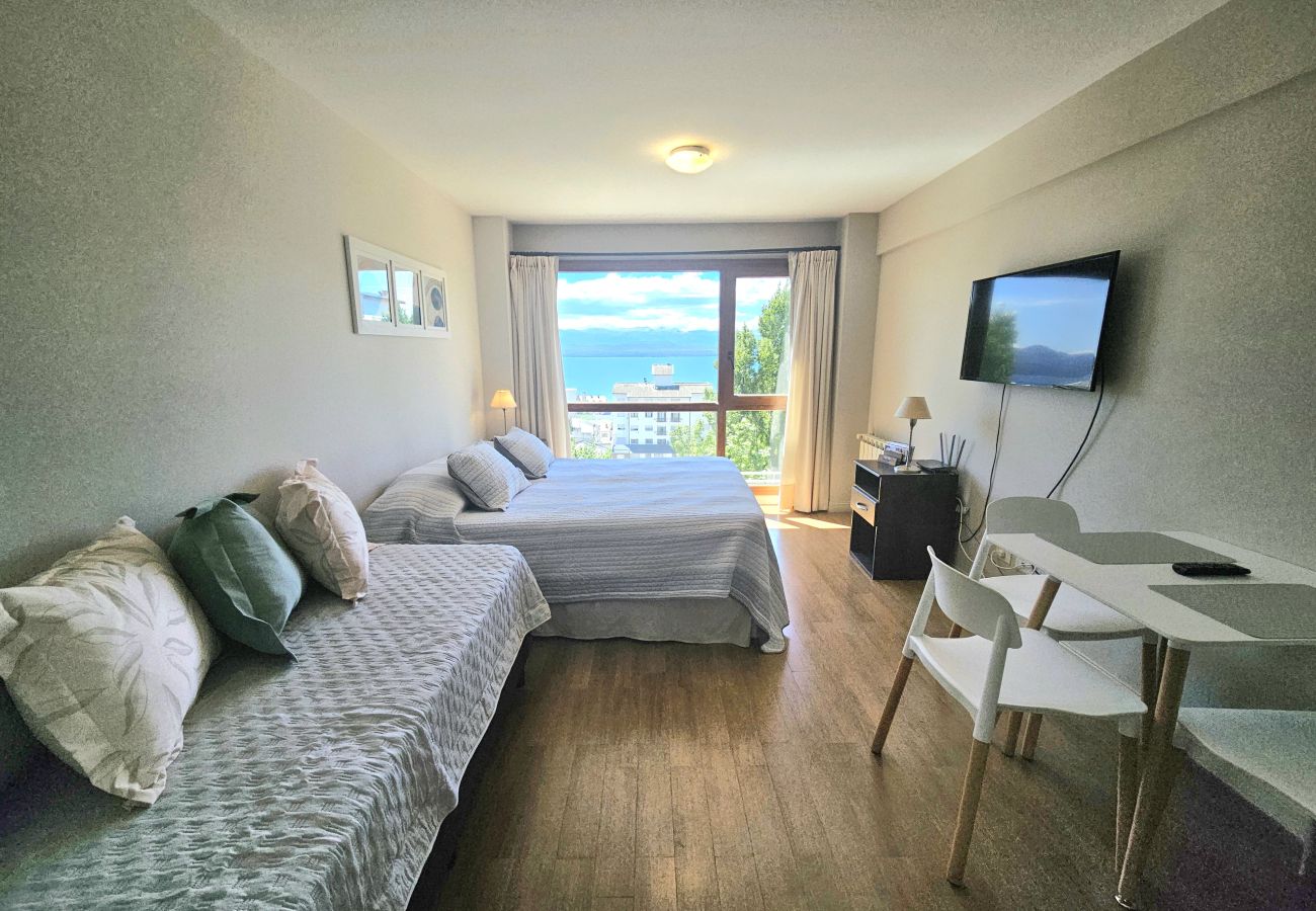 Studio in San Carlos de Bariloche - Terrazas del Lago I F with view of Lake Nahuel Huapi