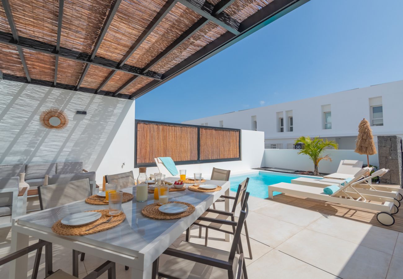 Villa in Playa Blanca - Serena Zare Villa in Playa Blanca - Serena Zare