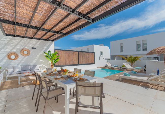 Villa in Playa Blanca - Serena Luca Villa in Playa Blanca - Serena Luca