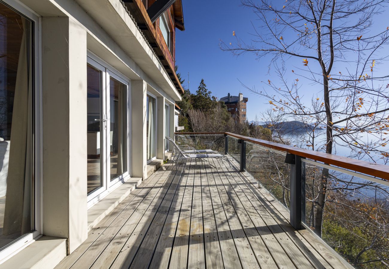 Cabin in San Carlos de Bariloche - HUAPI23-  DREAMY LITTLE HOUSE ON THE LAKE.