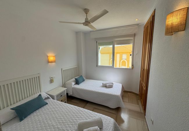 Apartment in Playa de Gandía - AIGUABLAVA 8-7-15 Apartment in Playa de Gandía - AIGUABLAVA 8-7-15