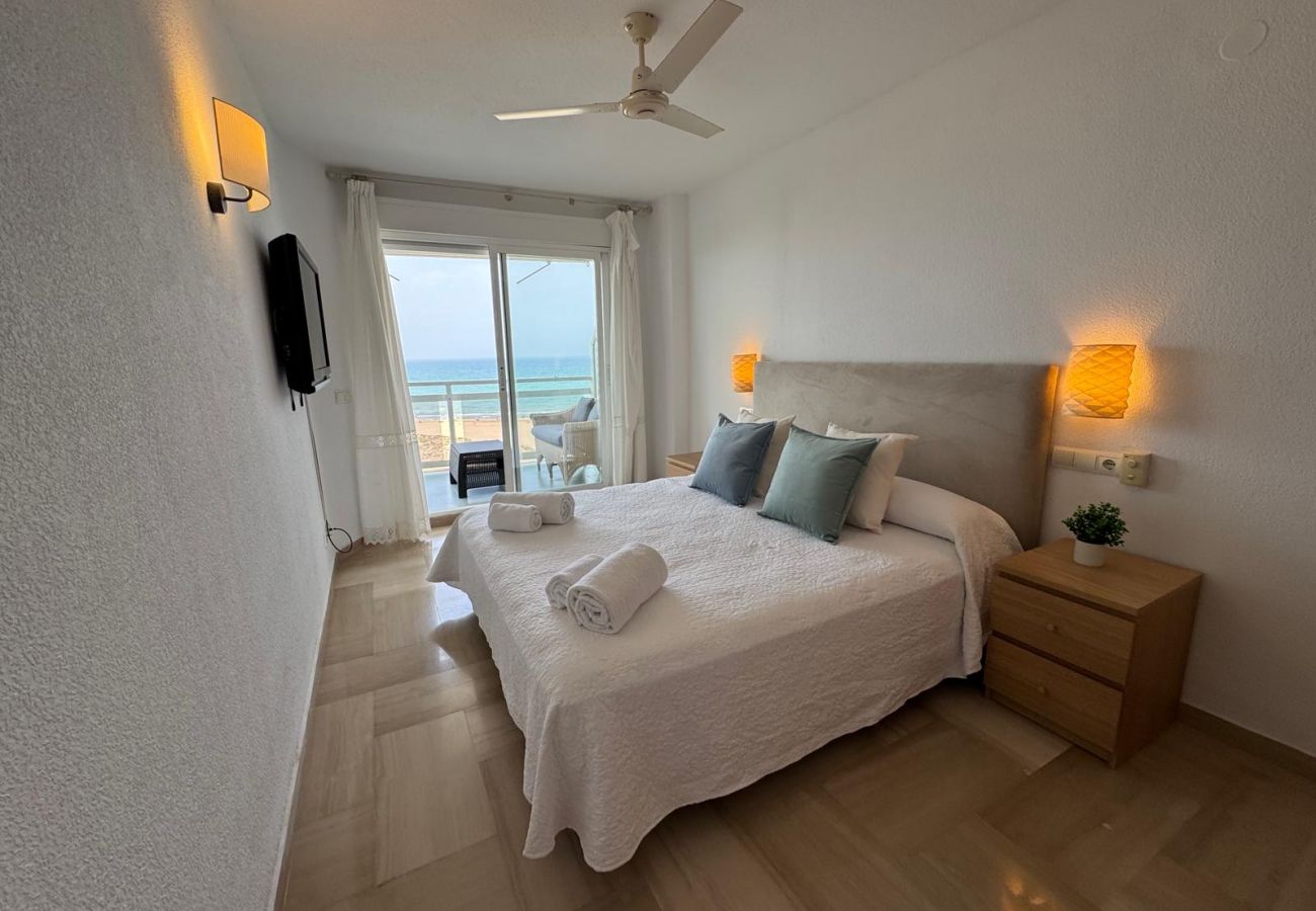 Apartment in Playa de Gandía - AIGUABLAVA 8-7-15 Apartment in Playa de Gandía - AIGUABLAVA 8-7-15
