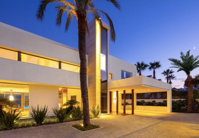 Villa in Marbella - Azure Soul Hideaway Villa in Marbella - Azure Soul Hideaway
