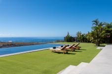 Villa in Adeje - Villa Espejo del Océano Sur