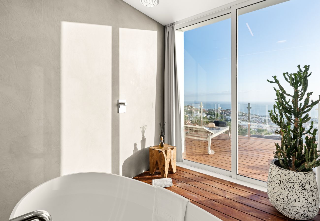 Villa in Costa Adeje - Whispers of the Ocean Villa