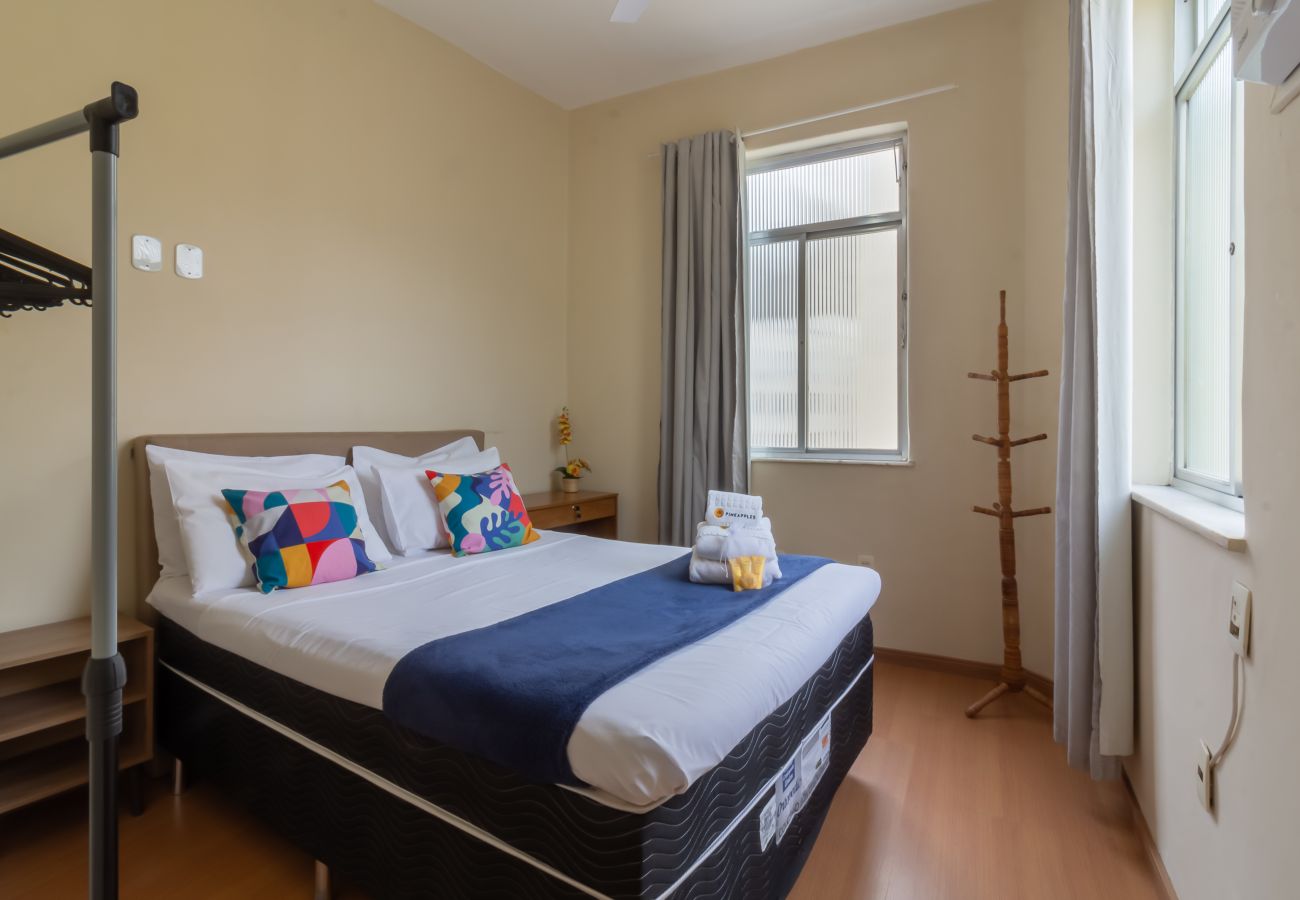 Apartment in Rio de Janeiro - 8 minutes from Copacabana beach | BR1010