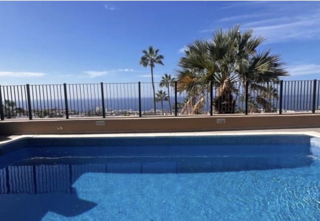 Villa/Dettached house in Adeje - Villa Elanora