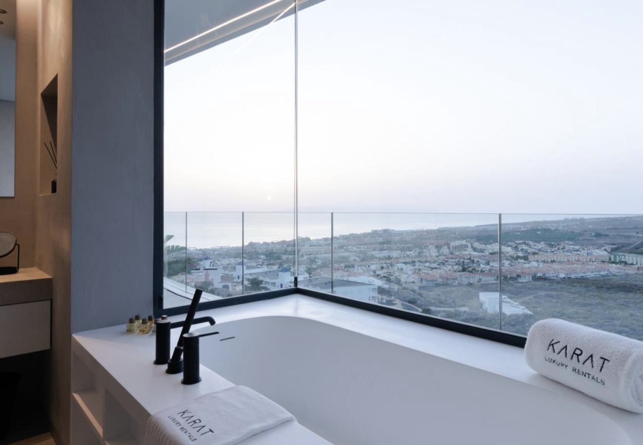 Villa in Adeje - Villa Under the Atlantic Sun