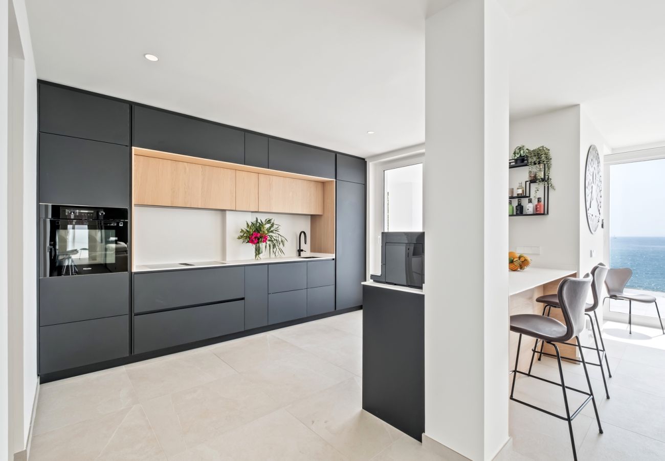 Villa in Torreguadiaro - The Ivory Escape