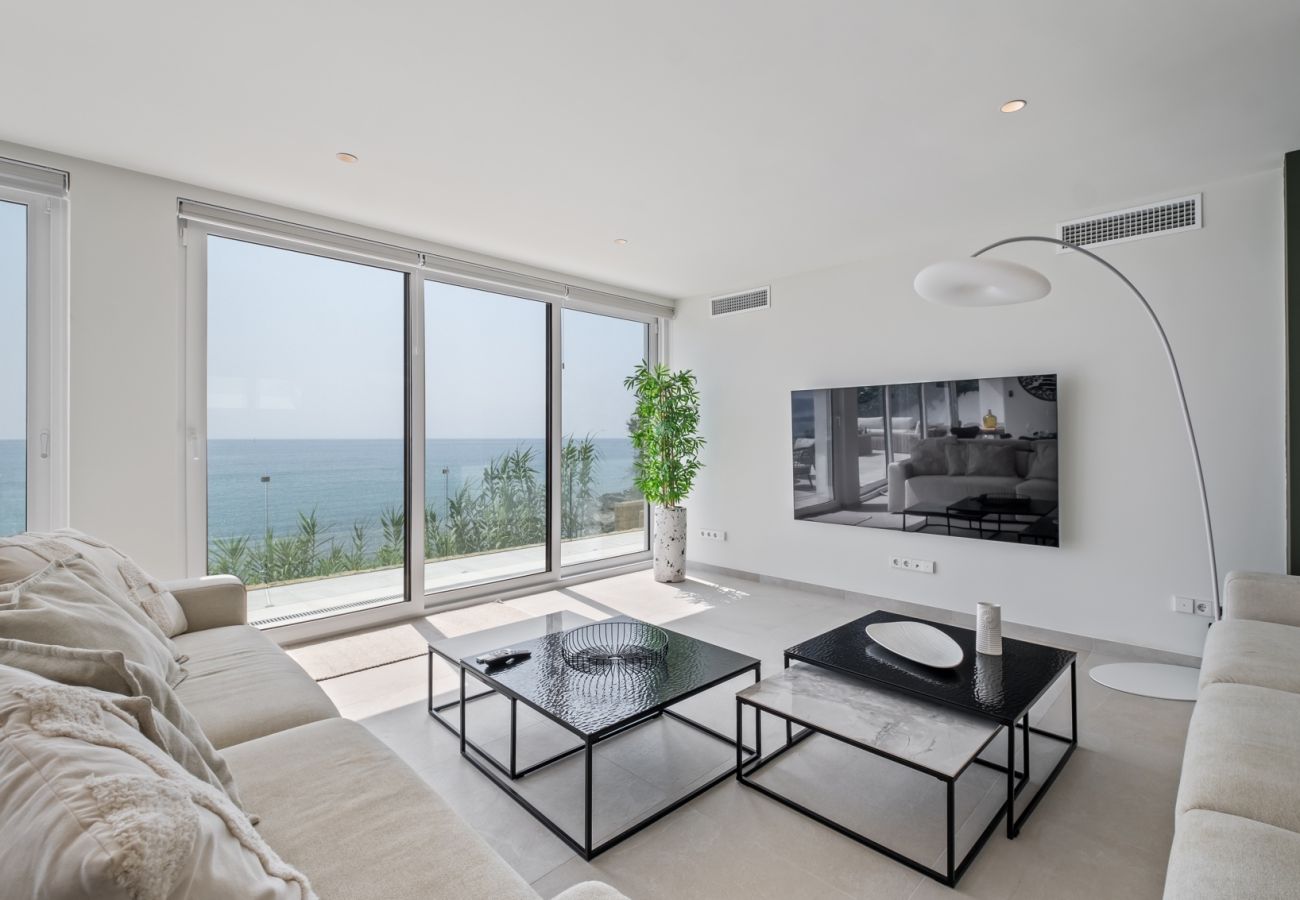 Villa in Torreguadiaro - The Ivory Escape