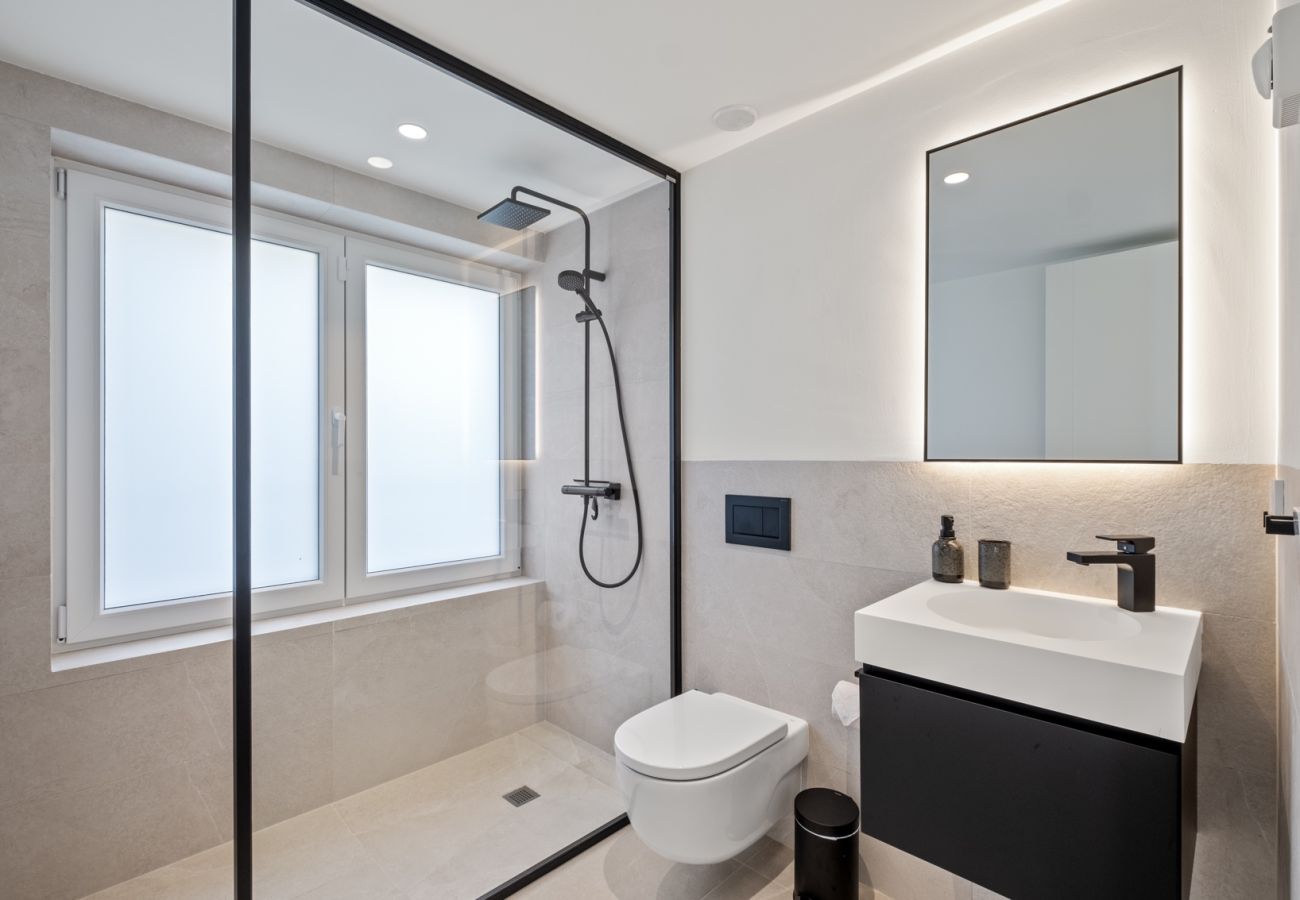 Villa in Torreguadiaro - The Ivory Escape