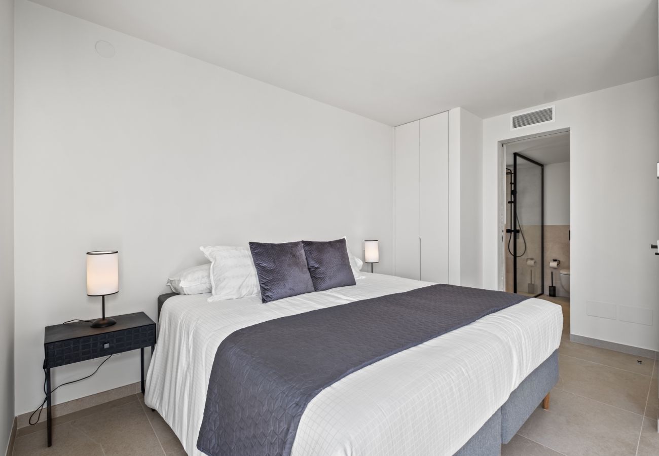 Villa in Torreguadiaro - The Ivory Escape