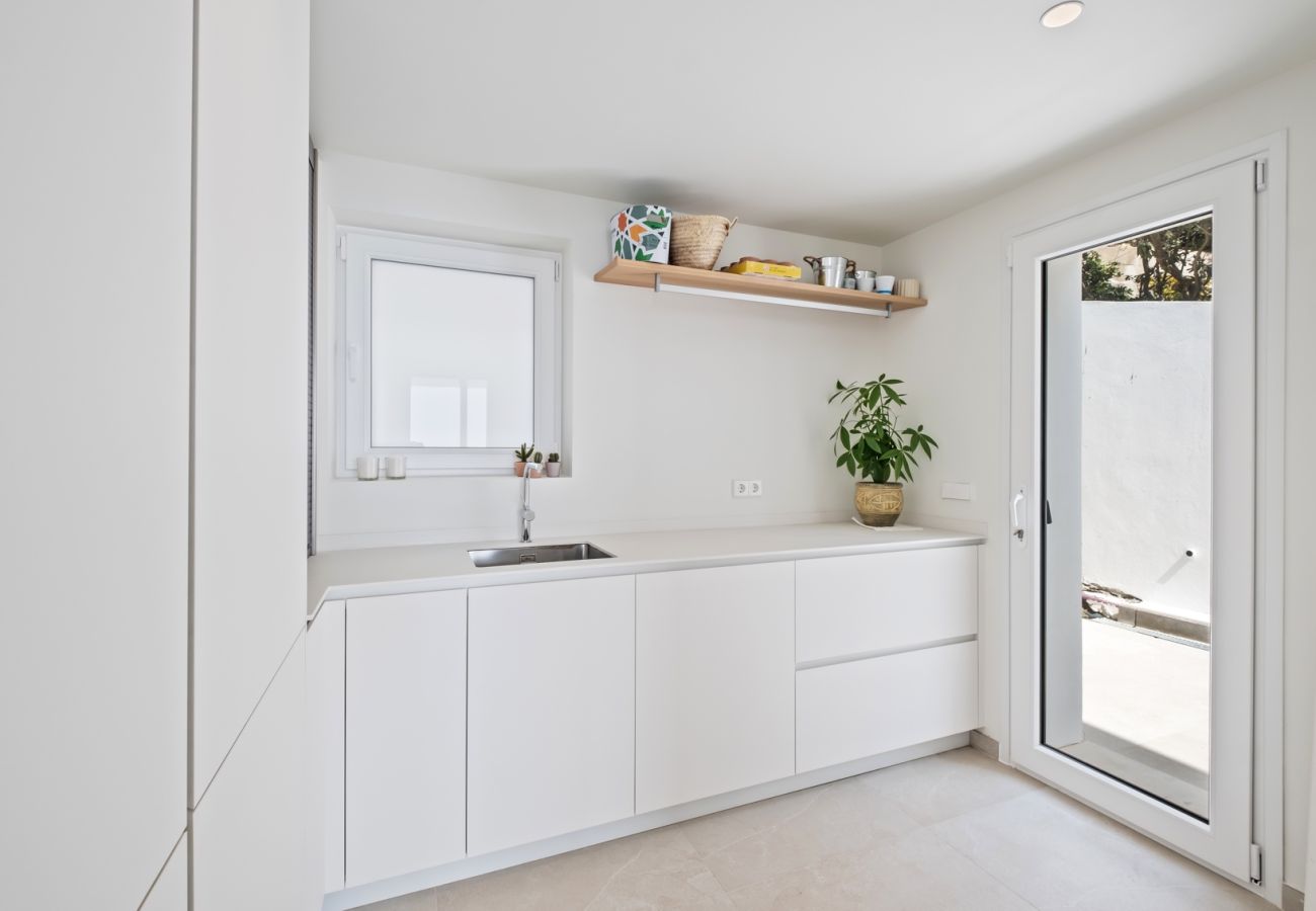 Villa in Torreguadiaro - The Ivory Escape