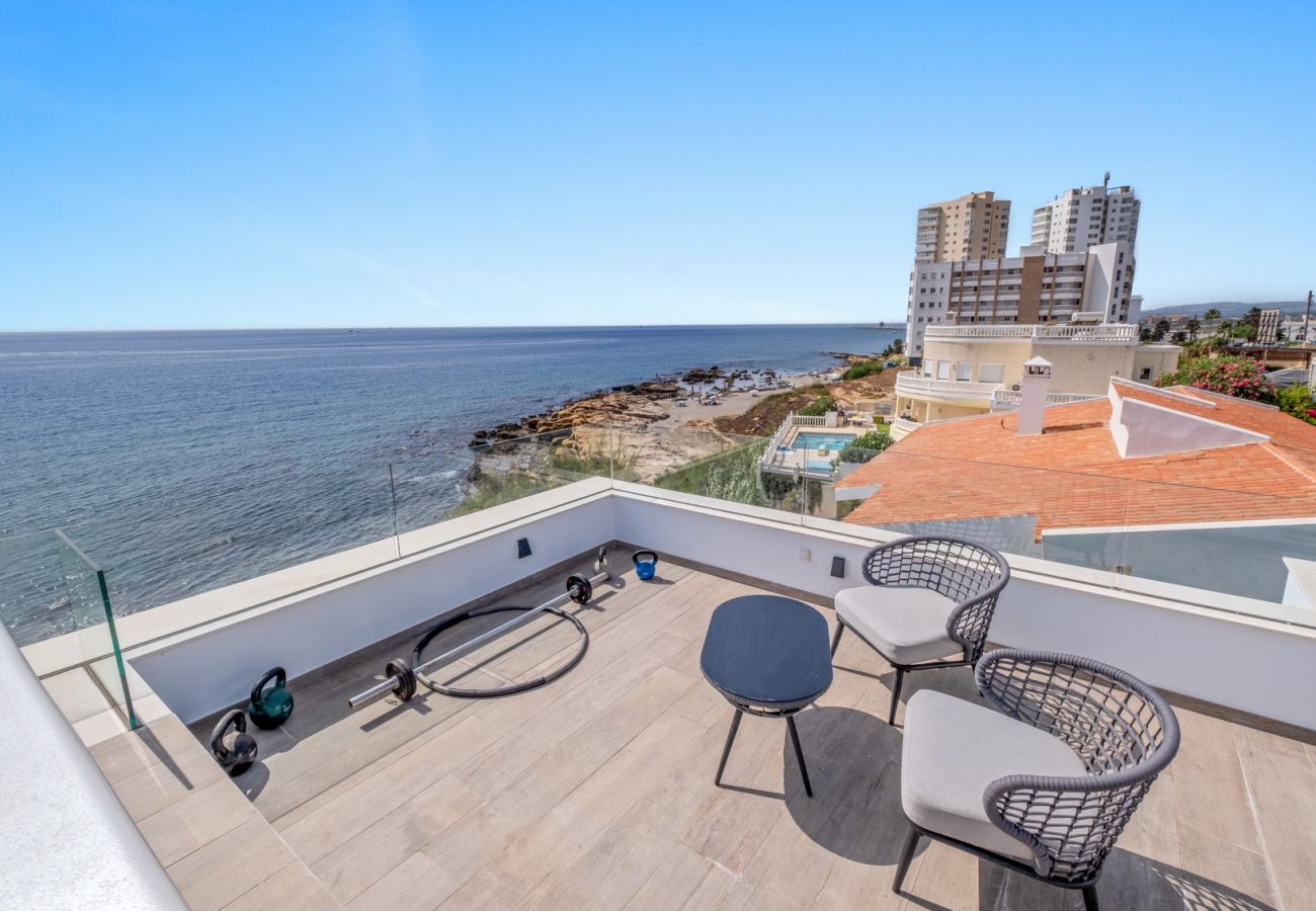 Villa in Torreguadiaro - The Ivory Escape