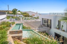 Villa in Torreguadiaro - The Ivory Escape