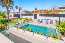 Villa in Torreguadiaro - The Ivory Escape