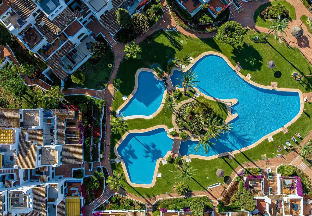 Apartment in Marbella - Marina Blanca Retreat